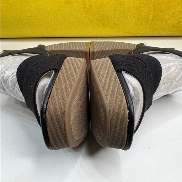 NWT • Dr. Scholl's • Women's Maya Block Heel Sandal Heeled • Black • Size 8M • 🖤 - Picture 8 of 10